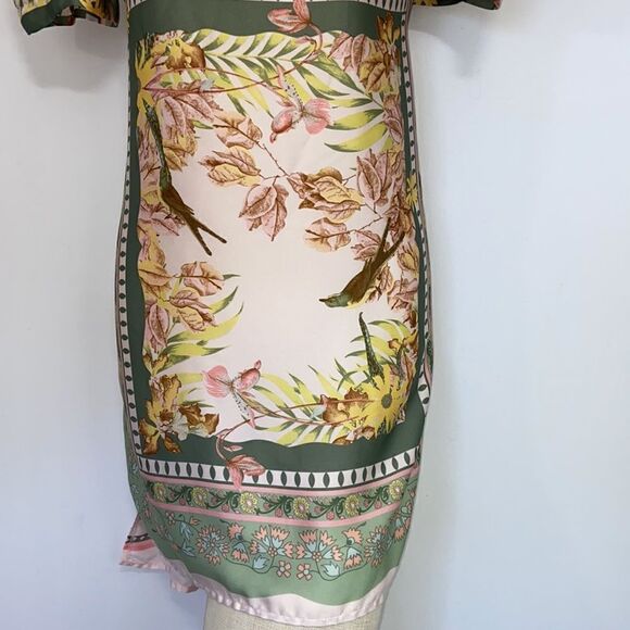 Farm Rio Dress Brazilian Gold Green Pink Tones Sz P Oversized Nwot - Picture 4 of 8